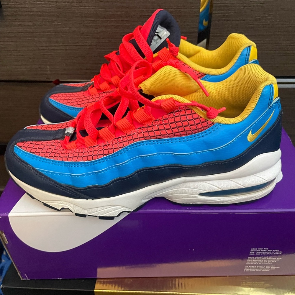 Nike Air Max 95 Multicolor Sneakers